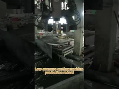 Máquina de fundição sob pressão de baixa pressão com vazamento automático 380V com forno de fusão