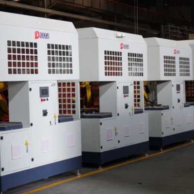 comprar ABB Robotic Arm Automatic Grinding Polishing Machine for Metal Castings Fabricação em linha