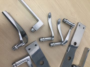 comprar Máquina de polir industrial: Máquina de polir CNC de moagem de superfície de metal para alça de aço inoxidável Fabricação em linha