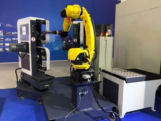 comprar Máquina lustrando robótico para torneiras com o motor 1.5KW deslizante Fabricação em linha