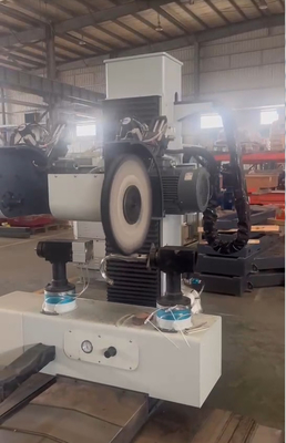 Máquina de polir industrial para viagem no eixo X 1000 mm e Min. Diâmetro da roda de polir 400 mm